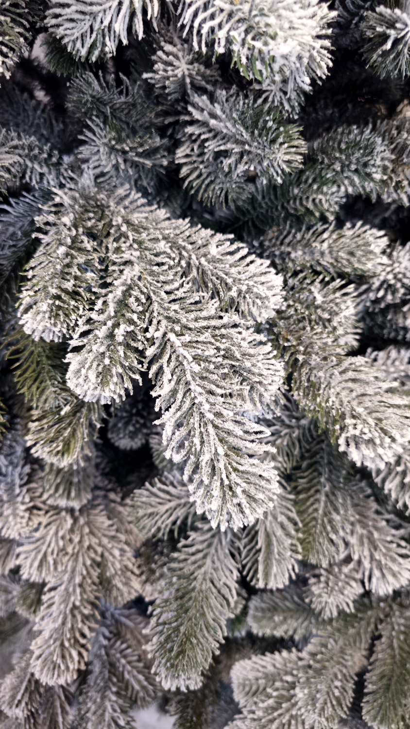 Brad artificial Christmas Deluxe by Sersimo, Kovalivka Select nins, integral 3D, 180cm [17]