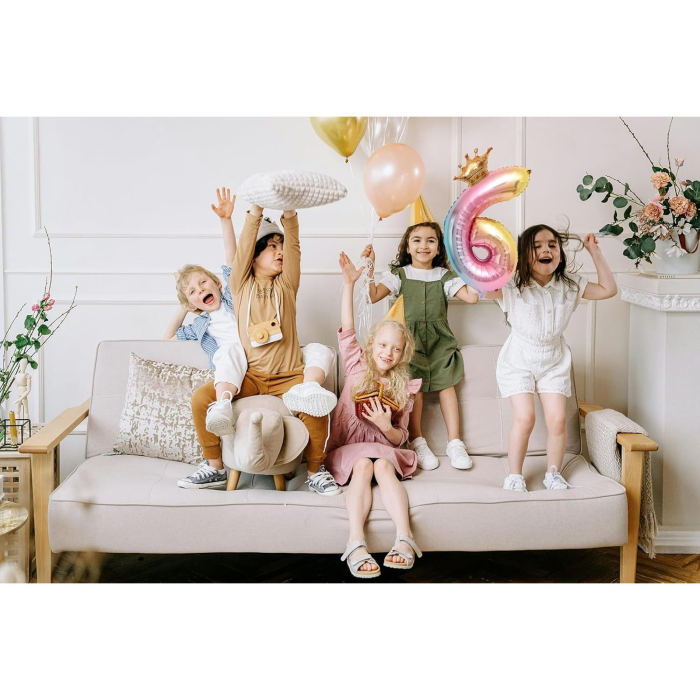 Balon din Folie Metalizata, , Figurina Cifra Gradient, Tema Aniversare 80 cm, Ambalaj Individual, Pai inclus, Umflare cu Aer sau Heliu, Coronita, Cifra 6 [2]