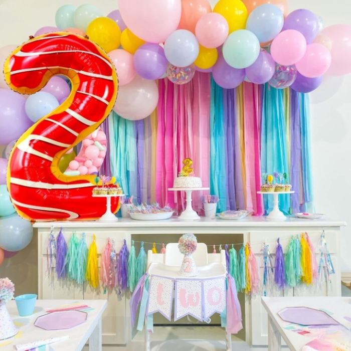 Balon din Folie Metalizata , Figurina Cifra, Imprimeu Gogosi, Tema Aniversare 100 cm, Ambalaj Individual, Pai inclus, Umflare cu Aer sau Heliu, Multicolor, Cifra 2 [2]