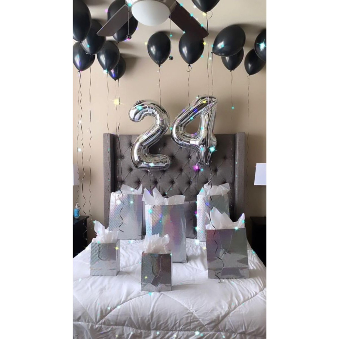 Balon din Folie Metalizata, , Figurina Cifra, Tema Aniversare 80 cm, Ambalaj Individual, Pai inclus, Umflare cu Aer sau Heliu, Argintiu, Cifra 2 [8]