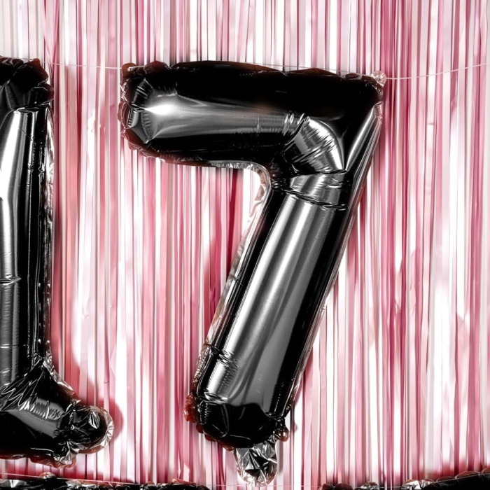 Balon din Folie Metalizata, , Figurina Cifra, Tema Aniversare 80 cm, Ambalaj Individual, Pai inclus, Umflare cu Aer sau Heliu, Negru, Cifra 7 [5]