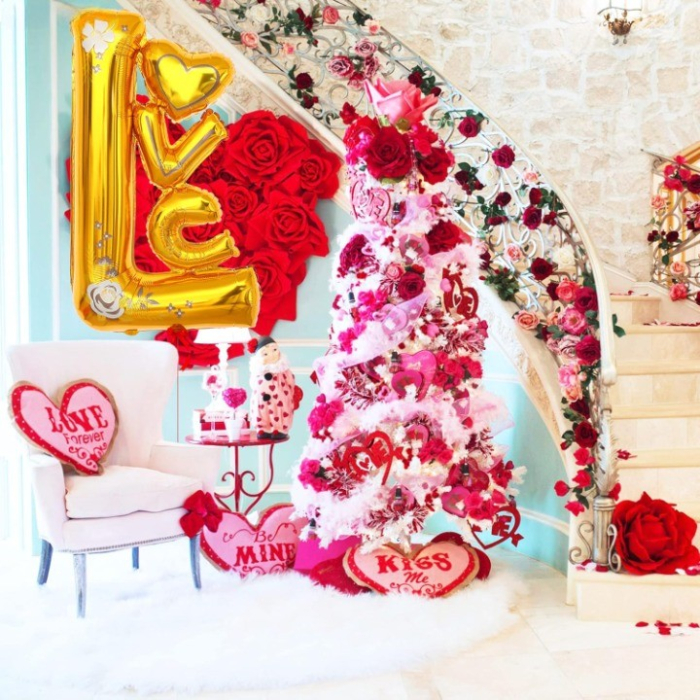 Balon din Folie Metalizata, , Figurine, Model LOVE, Tematica Iubire, 110x64 cm, Ambalaj Individual, Pai Inclus, Umflare cu Aer sau Heliu, Galben [3]