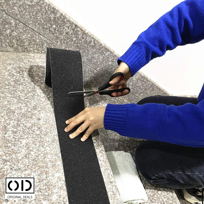 benzi antiderapante trepte banda antiderapanta scari banda antiderapanta dedeman banda antiderapanta trepte exterior dedeman banda antiderapanta cauciuc Banda Antialunecare benzi scari exterioare [6]