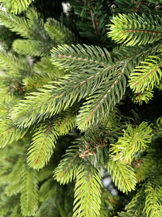 Brad artificial Christmas Deluxe by Sersimo, Carpati cu varfuri verzi, 2D+3D, 250cm [10]