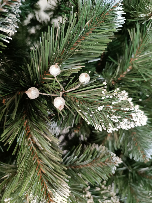 Brad artificial Christmas Deluxe by Sersimo, Crystal nins cu merisoare, 2D, 250cm [9]