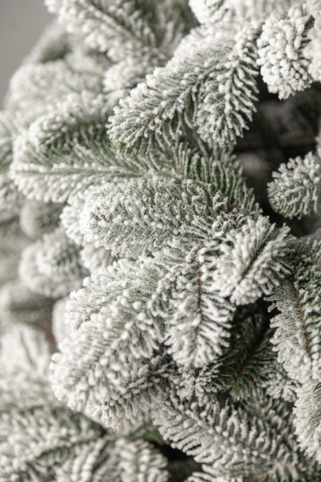 Brad artificial Christmas Deluxe by Sersimo, Kovalivka Select nins, integral 3D, 230cm [27]