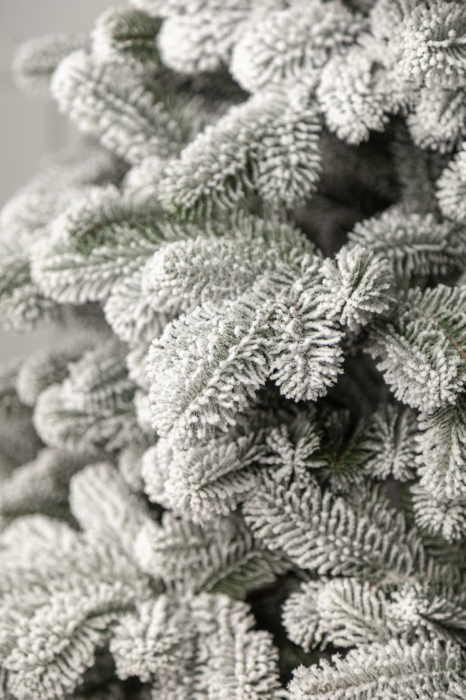 Brad artificial Christmas Deluxe by Sersimo, Kovalivka Select nins, integral 3D, 230cm [33]