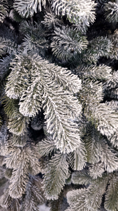 Brad artificial Christmas Deluxe by Sersimo, Kovalivka Select nins, integral 3D, 210cm [10]