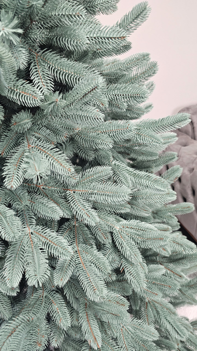 Brad artificial Christmas Deluxe by Sersimo, Laponia Select argintiu, integral 3D, 210cm [8]