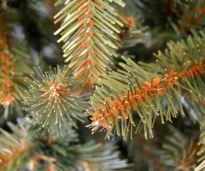 Brad artificial Christmas Deluxe by Sersimo, Royal, 240cm [27]