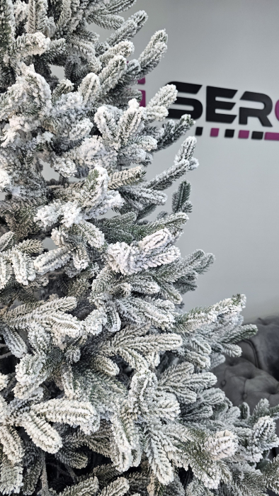 Brad artificial Christmas Deluxe by Sersimo, Viena nins, 3D, 250cm [10]