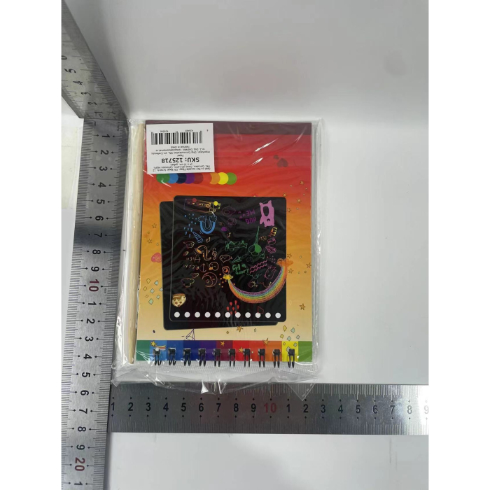 Caiet cu fise razuibile , DIY Magic Scratch, 12 File, Curcubeu, Creion din Lemn, Cartonase negre, 14 x 10 cm, galben [9]