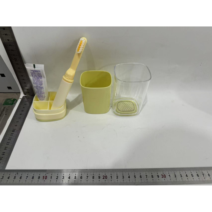 Cana Multifunctionala pentru Voiaj, , cu Functii de Depozitare si Suport Articole Igiena Dentara, 13 x 6.8 x 6 cm, Galben [2]