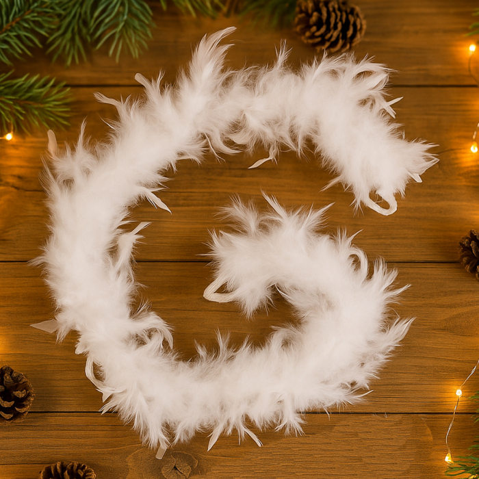 Ghirlanda pentru decor sau bradul de Craciun, model puf si pene, 180cm, alb [1]