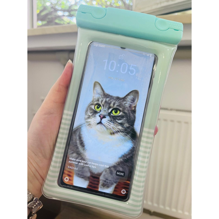 Husa subacvatica Cushion Waterproof , Snowproof, Universala, Dungata, cu Snur, pentru telefon sau documente, Verde Menta [5]