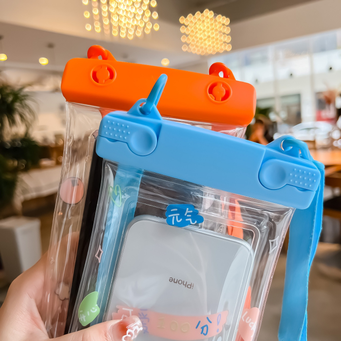 Husa subacvatica Fruity Waterproof , Snowproof, Universala, Impermeabila, cu Snur, pentru telefon sau documente, Happy Boy, Bleu [6]