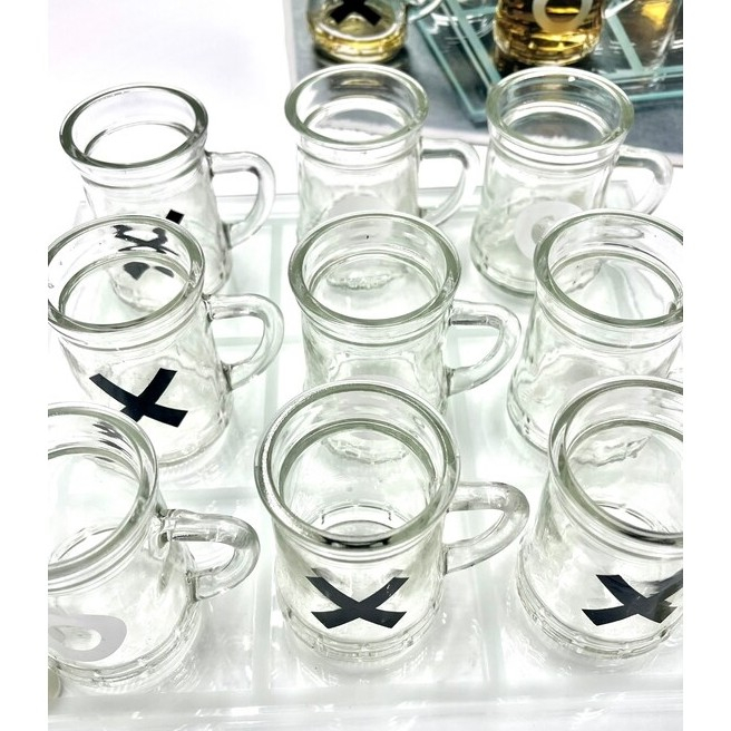 Joc X si O , cu Mini Halbe din Sticla, 25 x 25 cm, pentru Petreceri, Decor, Cadouri, Transparent [2]