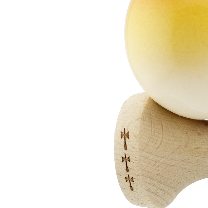 Kendama X Originala, Profesionala, , Big Cups V2, Super Sticky cu Cupe Mari, din lemn 18 cm, Rulment Metalic cu Ata 55 cm, Portocaliu/Galben/Alb [6]