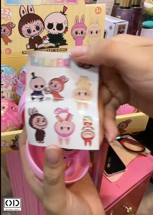 Bila Labubu Breloc, Jucarie pentru Copii in Cutie Blind Ball, Culoare Aleatorie, Seria The Monsters [9]