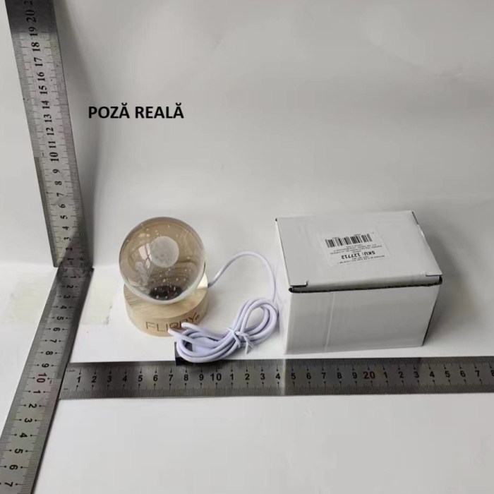 Lampa LED Decorativa, , cu Bila de Cristal cu Diametru 6cm, Model Astronaut pe Scara catre Luna 3D, Alimentare USB, Suport din Lemn, Lumina Alb Cald [7]