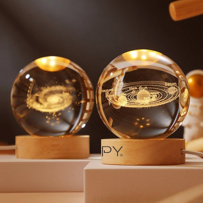Lampa LED Decorativa, , cu Bila de Cristal cu Diametru 6cm, Model Sistemul Solar 3D, Alimentare USB, Suport din Lemn, Lumina Alb Cald [4]