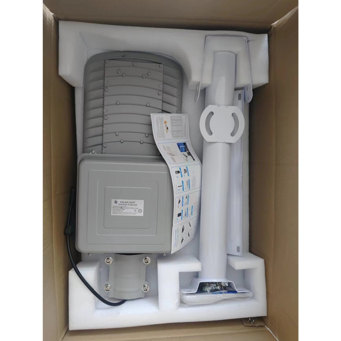 Lampa solara stradala , IP65, senzor de lumina, 60 LED-uri SMD, 2250 lm, panou 25W, putere 200W, autonomie 12-16 ore, telecomanda, montare prin fixare, pentru strada sau gradina, finisaj mat, material ABS, 51.5 x 21 x 7.5, gri [11]