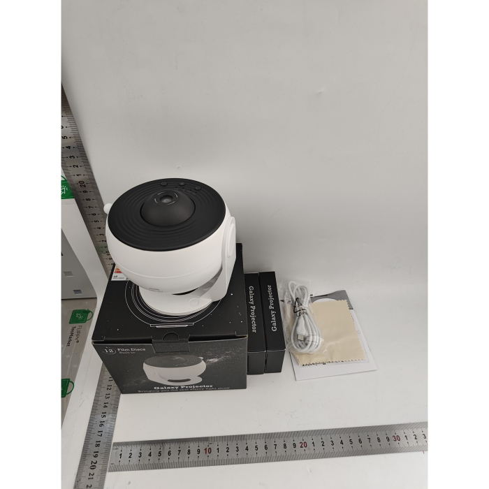 Lampa Tip Proiector Galaxie, , pentru Dormitor, Tematica Cer Instelat, Model Glob, HD, Rotire 360 de Grade, 13 Imagini, Incarcare USB, 5 W, 11.2x10.8x10.9 cm, Alb Negru [2]