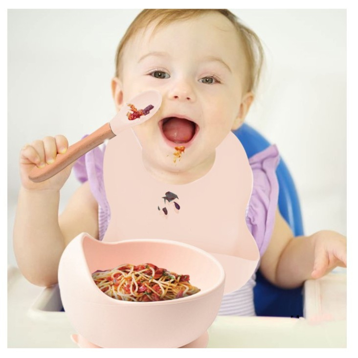 Set 10 piese diversificare bebelusi si copii din silicon , baveta, farfurie compartimentata cu ventuza, bol cu ventuza, tacamuri din lemn si silicon, cana pentru gustari, fara alergeni, roz pal [3]