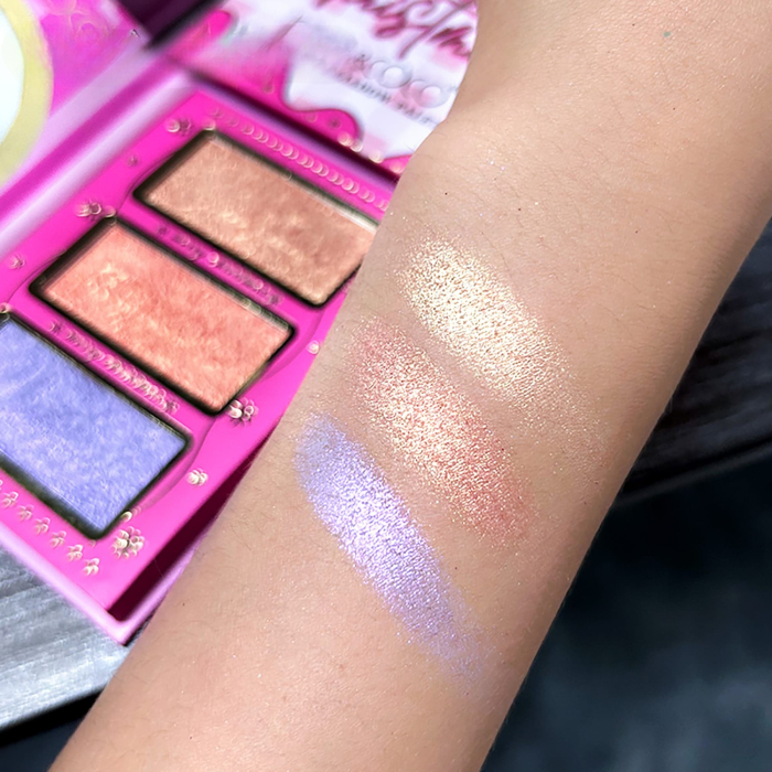 Set 4 Palete de Machiaj, KEVIN & COCO, Christmas Jingle, 21 culori, 27.3 x 20.8 x 2.4 cm [5]