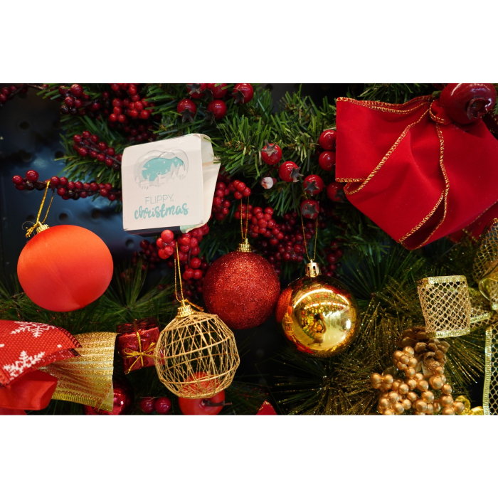 Set de 28 ornamente de brad, , de tip Glob, Rosu/ Auriu, din polistiren, cu finisaj sclipitor , cutie 18 cm adancime x 22 cm inaltime x 18 cm lungime) [4]