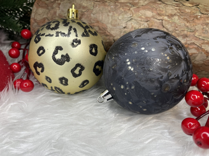 Set globuri de Craciun, 16 bucati, 8cm, 6 modele, negru auriu [27]