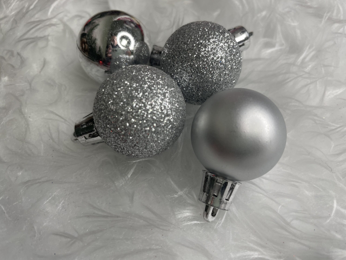Set globuri de Craciun, 30 bucati, 3 modele, 3cm, argintiu [17]