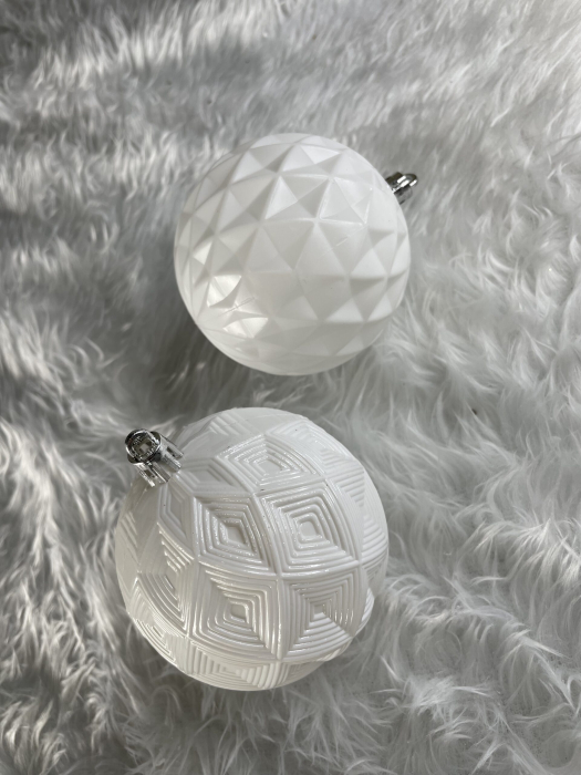 Set globuri de Craciun, 30 bucati, 8cm, 6 modele, alb [25]