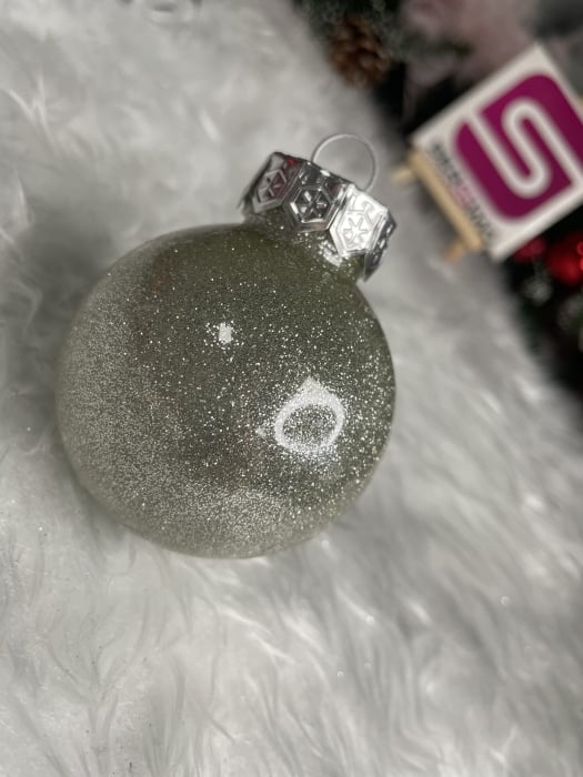 Set globuri de Craciun Inedit, 30 bucati, 6cm, transparente si argintiu [19]