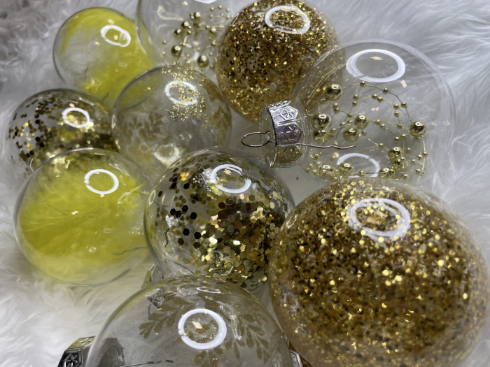 Set globuri de Craciun Inedit, 30 bucati, 7cm, transparente si auriu [31]