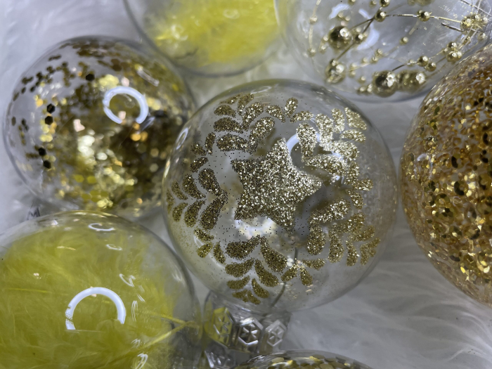 Set globuri de Craciun Inedit, 30 bucati, 7cm, transparente si auriu [35]