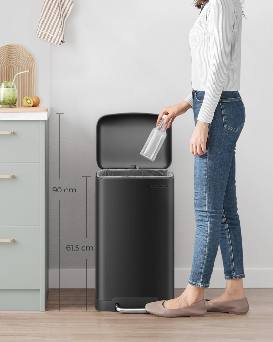SONGMICS Cos de gunoi din otel, cu pedala si soft-close, galeata interioara, 30 litri, negru [7]