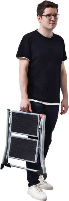 SONGMICS Scara pliabila cu 2 trepte, cauciuc antiderapant, cu maner, sarcina 150 kg, otel, 50x60x44cm, gri si negru [6]