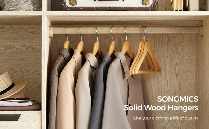 SONGMICS Set de 10 umerase din lemn, cu bara anti-alunecare pentru pantaloni, carlig pivotant la 360°, 45cm, natur [2]