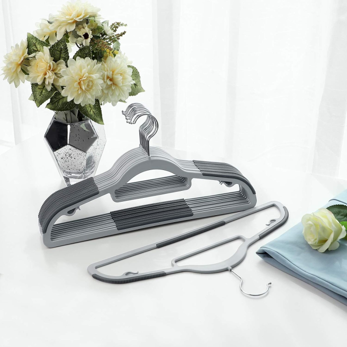 SONGMICS Set de 30 de umerase pentru haine, anti-alunecare, bara de cravata si carlig pivotant, 42cm, gri [11]