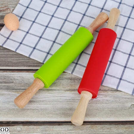 Sucitor din Silicon cu Ax Rotativ si Manere din Lemn de Bambus, pentru Modelat Aluatul, Calitate si Design Premium, 10cm [14]