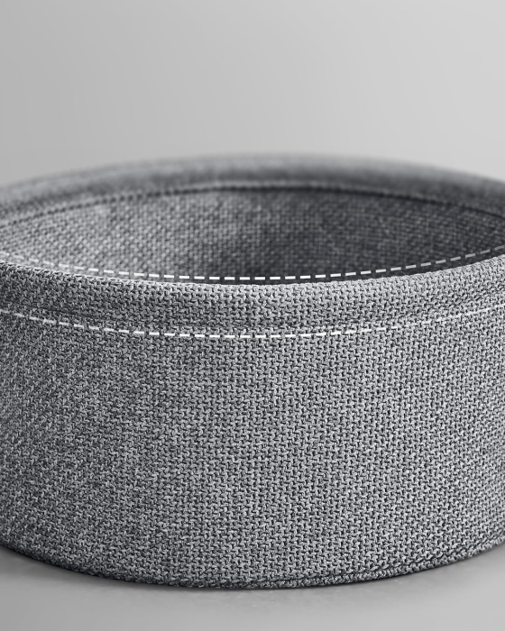 VASAGLE Masuta de cafea rotunda cu cos de stofa, statie de incarcare 2 prize si 2 USB, 45x50cm, negru [7]