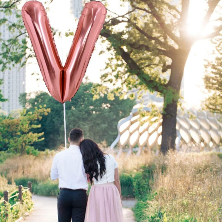 Balon Folie Metalizata Litera V, , 100 cm, Umflati cu Heliu sau Aer, Ambalaj Individual, Pai inclus, Rose Gold [2]