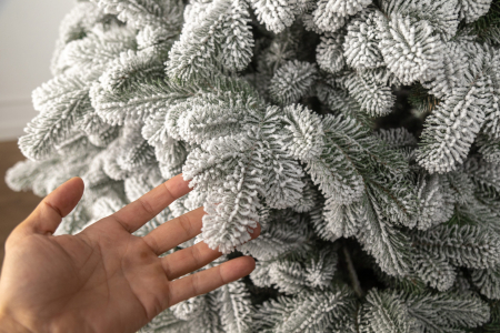 Brad artificial Christmas Deluxe by Sersimo, Kovalivka Select nins, integral 3D, 230cm [33]