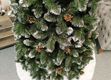 Brad artificial Christmas Deluxe by Sersimo, Lidia Nins cu conuri, 2D, 200cm [5]