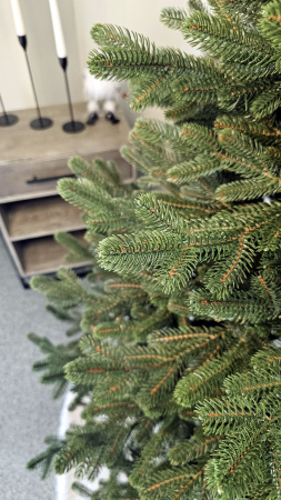 Brad artificial Christmas Deluxe by Sersimo, Viena verde, 3D, 250cm [6]