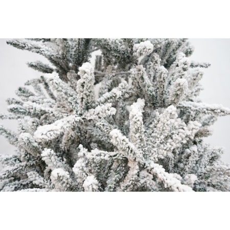 Brad Artificial de Craciun, , 2.10 m inaltime, Verde, Pulverizat alb-tip zapada, Diametru inferior 130 cm, Interior/ Exterior [13]