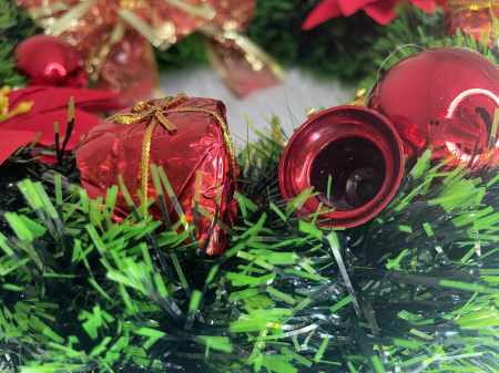 Coronita pentru Craciun, 35 cm, din brad artificial, cu decoratiuni, verde [17]