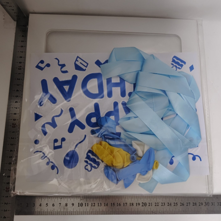 Cutie pentru Baloane, , Tematica Aniversare, Model Scris Happy Birthday, Baloane Albastre, Albe, Galbene si Panglica Incluse, Contur Alb, Transparenta, 30x30 cm [2]