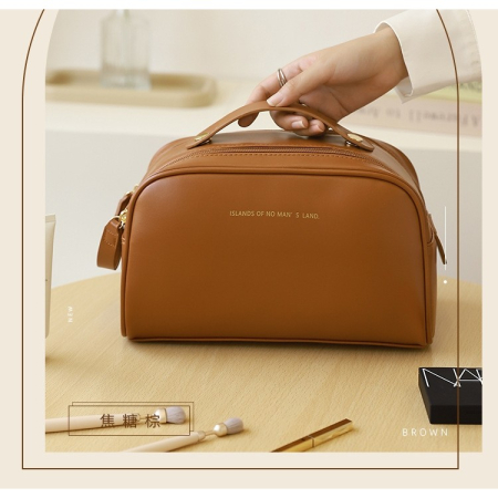 Geanta cosmetice pentru femei , material poliuretan, 25 x 14.5 x 14.5 cm, Impermeabila, Maro [2]